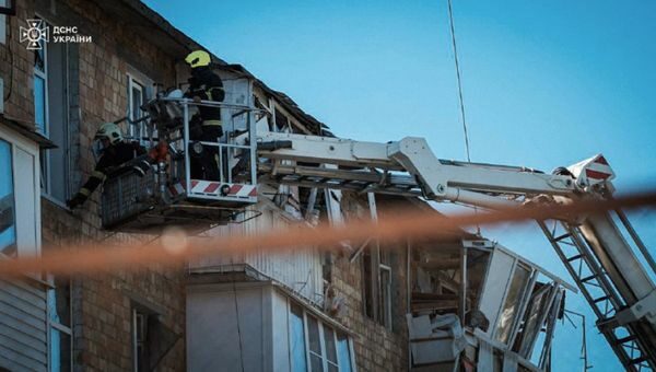 Тіла досі дістають з-під руїн у&nbsp;Києві: рятувальники розбирали завали всю ніч
