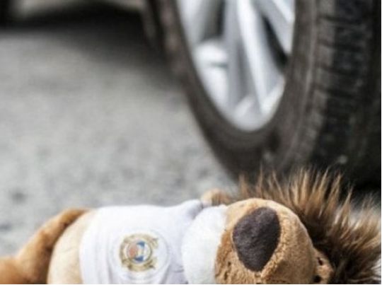Трагедія на&nbsp;Волині: 11-річний хлопчик наїхав на&nbsp;сестру автомобілем&nbsp;&mdash; дитина загинула