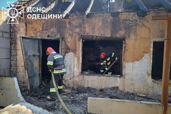 Смертельный пожар в Одесской области: в доме обнаружили тела двух человек