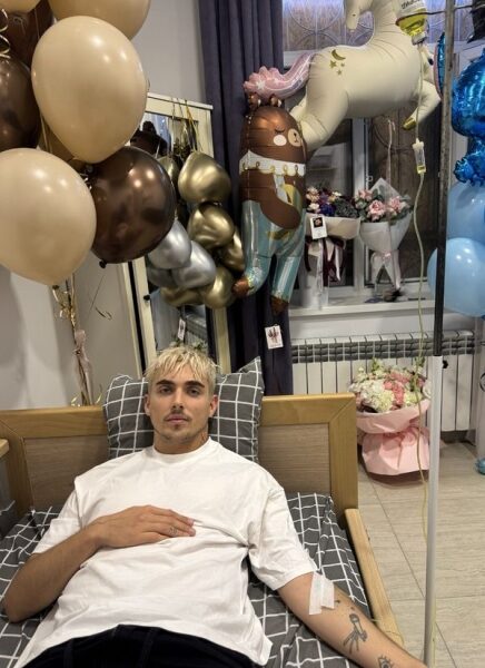 &laquo;Я&nbsp;не&nbsp;витримав&raquo;: Melovin вийшов на&nbsp;зв'язок з&nbsp;&laquo;психушки&raquo; й&nbsp;повідомив свій діагноз
