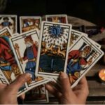Близнюкам — «Місяць» і обережність, Левам — «Колесо Фортуни» та доленосний поворот: Таро-прогноз на 20 жовтня