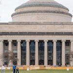 MIT отверг условия Трампа о федеральном финансировании