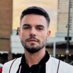 «Хотів поставити життя на паузу»: відомий співак відверто розповів про особисті випробування та переломний рік