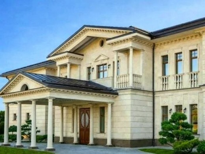 Донька Медведчука перейшла на&nbsp;прізвище матері та&nbsp;керує елітним будинком на&nbsp;Рубльовці у&nbsp;підмосков&rsquo;ї