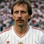 Помер знаменитий футболіст, який став олімпійським чемпіоном (фото)